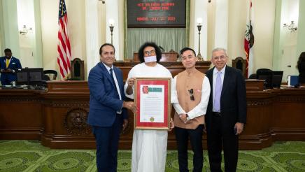 Jain Spiritual Leader Acharya Lokesh Muni